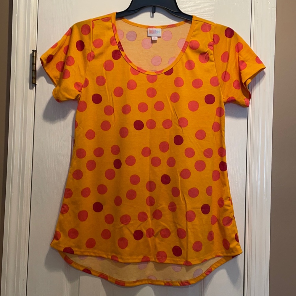 2/$22 LuLaRoe Short Sleeve Top. Size Medium.